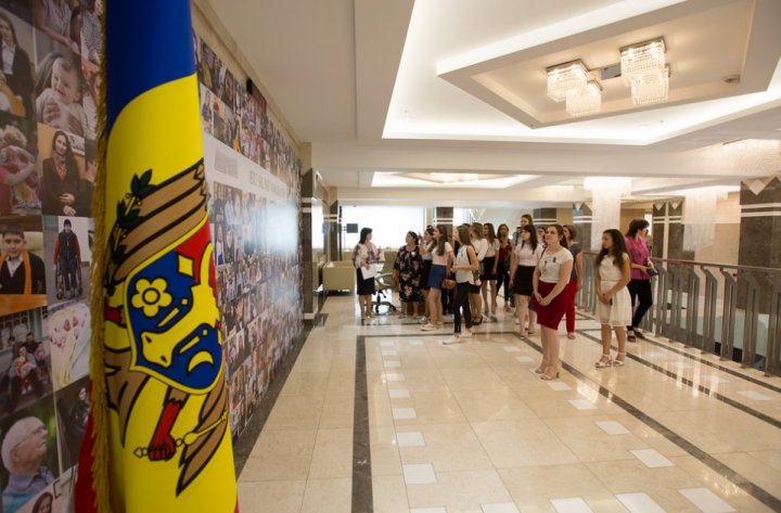 EU sunt EUropa: 38 de elevi din ţara noastră, pasionaţi de fotografie, premiaţi de Andrian Candu (FOTO)