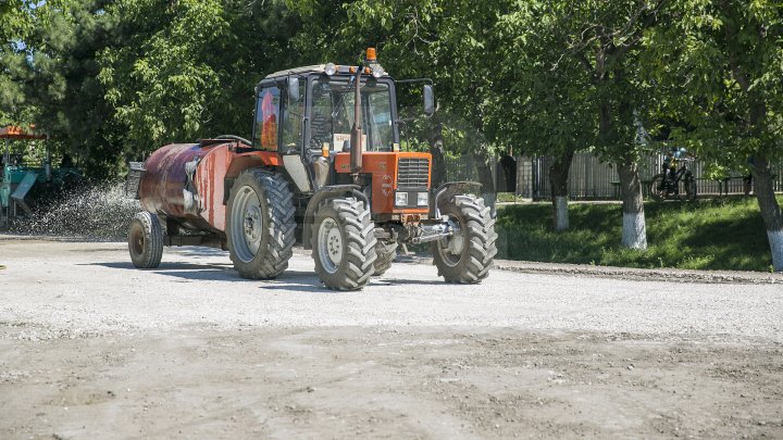 În raionul Sângerei se vor repara 30 de drumuri locale (FOTOREPORT)