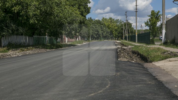 În raionul Sângerei se vor repara 30 de drumuri locale (FOTOREPORT)