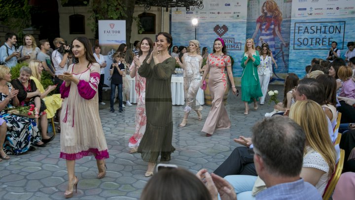 Fashion soiree resort collection 2018. Cei mai cunoscuţi designeri din Moldova prezintă colecţiile de vară (FOTOREPORT)