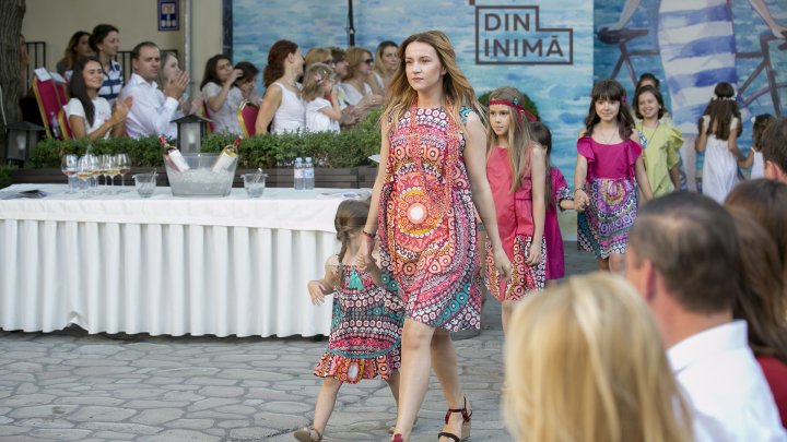 Fashion soiree resort collection 2018. Cei mai cunoscuţi designeri din Moldova prezintă colecţiile de vară (FOTOREPORT)