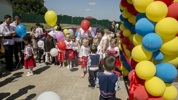 Bucurie pentru copiii din satul Ciulucani! Grădinița a fost renovată din grantul oferit de Guvernul României (FOTOREPORT)