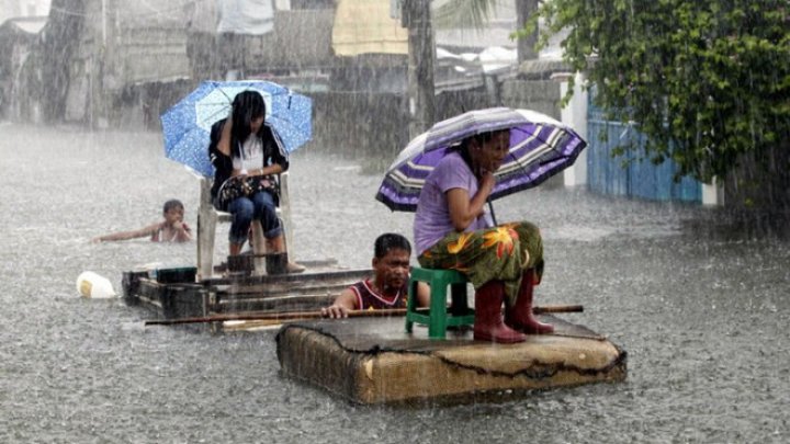 Alunecări de teren în India. Zece persoane au murit, din cauza ploilor musonice