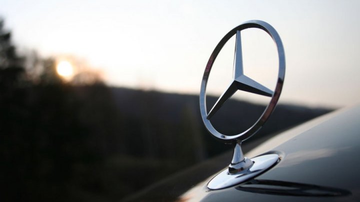 Mercedes recheamă 774.000 de mașini. Ce ilegalităţi au descoperit germanii