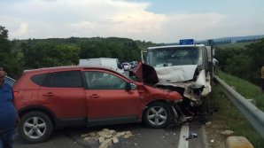 DETALII despre ACCIDENTUL GROAZNIC de pe șoseaua Chișinău-Hâncești. Cine se face vinovat de tragedie (FOTO)