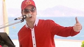 Preşedintele Turkmenistanului, vedetă pe Internet: Cântă rap alături de nepotul său (VIDEO)