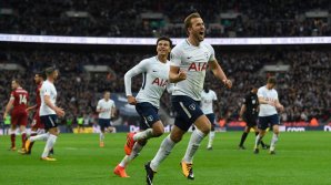 SPURS, ANTRENAMENT INEDIT. Jucătorii lui Tottenham au practicat fotbalul american