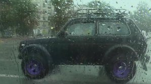 Pasionații de automobile și-au transformat mașinile în adevărate bijuterii pe patru roți