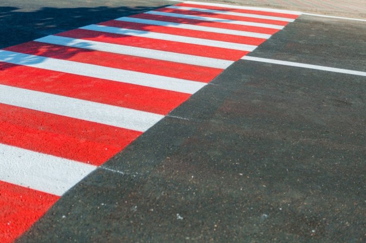 Strada centrală din Orhei, RECONSTRUITĂ DIN TALPĂ. Prima porțiune a fost dată în exploatare (GALERIE FOTO/VIDEO)