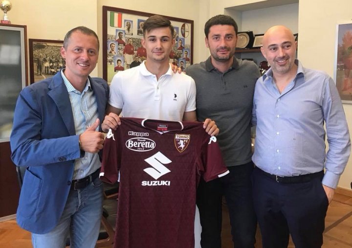 VISUL A DEVENIT REALITATE! Vitalie Damașcan a fost prezentat oficial la Torino (FOTO)