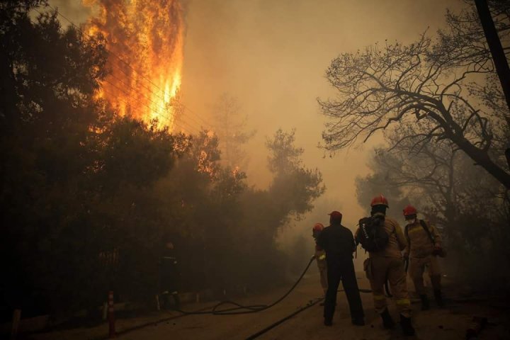 Dezastru fără precedent în Grecia în urma incendiilor. IMAGINI CARE ÎŢI TAIE RESPIRAŢIA