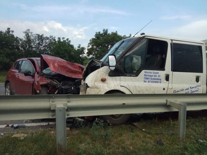 DETALII despre ACCIDENTUL GROAZNIC de pe șoseaua Chișinău-Hâncești. Cine se face vinovat de tragedie (FOTO)