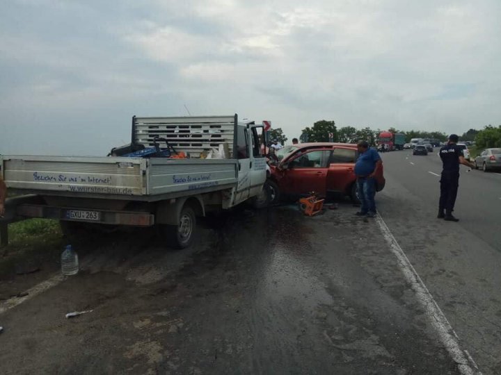 DETALII despre ACCIDENTUL GROAZNIC de pe șoseaua Chișinău-Hâncești. Cine se face vinovat de tragedie (FOTO)