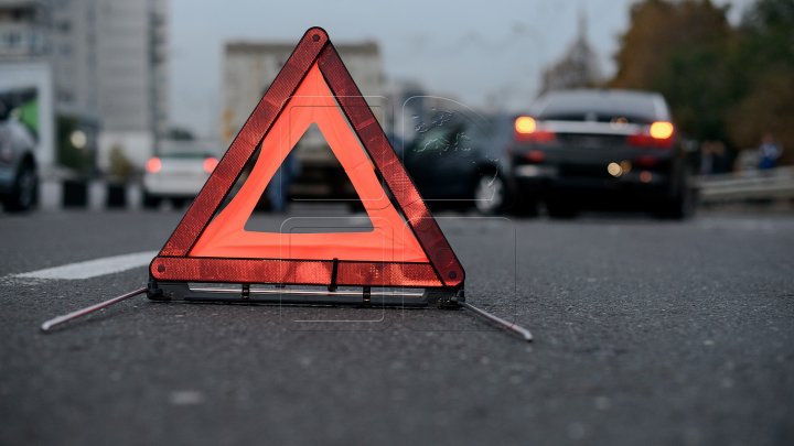 ATENȚIE, ȘOFERI! În sectorul Ciocana al Capitalei s-a produs un accident. Pe ce stradă se circulă cu dificultate  