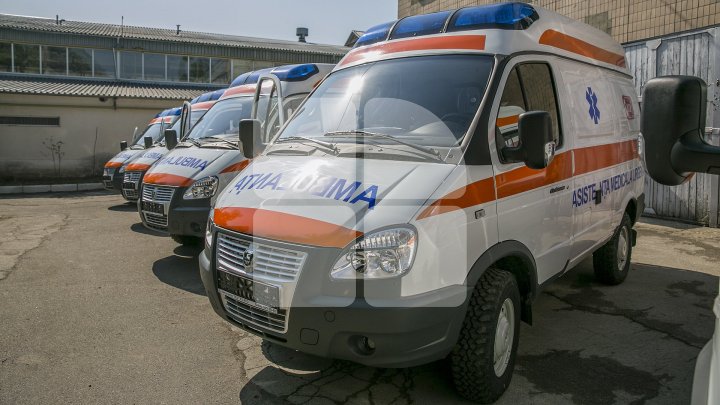 Echipament medical performant. Două puncte de urgenţă din raionul Ungheni au primit ambulanțe noi