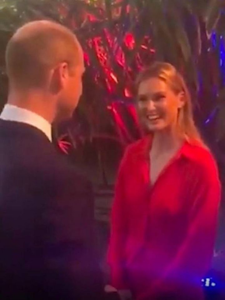 Fotomodelul Bar Refaeli, cu ochii pe prințul William: Este foarte, foarte fermecător (FOTO)