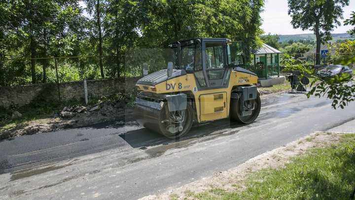 Proiectul Drumuri bune a ajuns la Şoldăneşti. Peste 30 de șosele vor fi RENOVATE (FOTOREPORT)