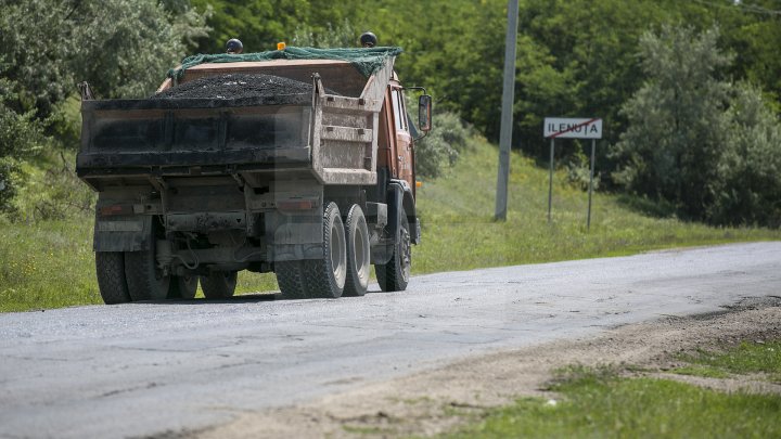 Programul Drumuri bune pentru Moldova. La Făleşti vor fi asfaltate drumurile din 33 de sate (FOTOREPORT)