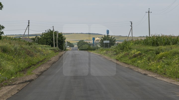 Programul Drumuri bune pentru Moldova. La Făleşti vor fi asfaltate drumurile din 33 de sate (FOTOREPORT)