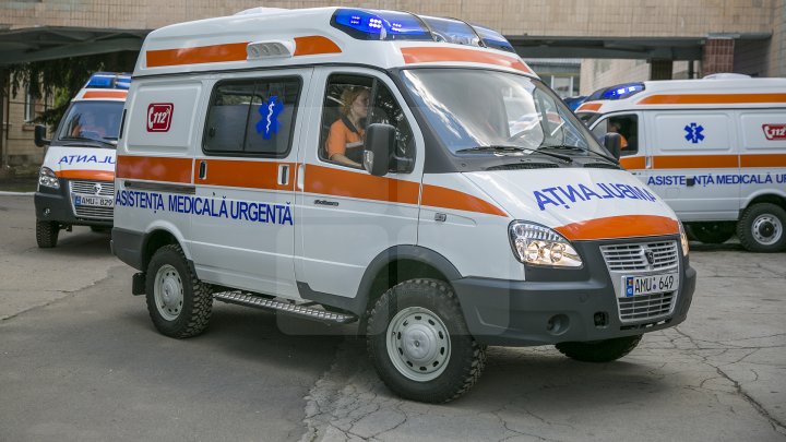 Echipament medical performant. Două puncte de urgenţă din raionul Ungheni au primit ambulanțe noi