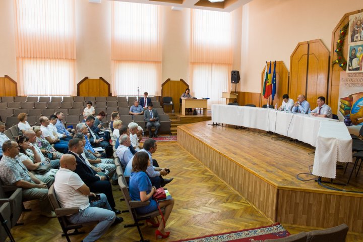 Pavel Filip, la Taraclia: O societate se poate dezvolta doar prin îmbunătățirea climatului investițional (GALERIE FOTO)