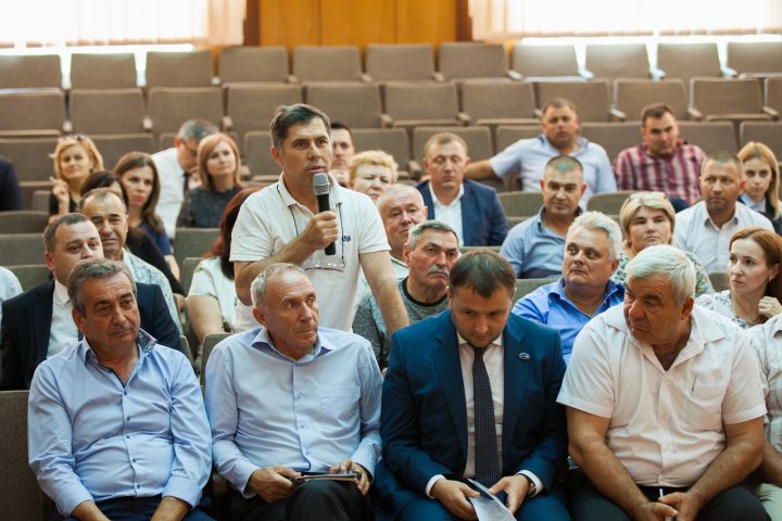 Pavel Filip, la Taraclia: O societate se poate dezvolta doar prin îmbunătățirea climatului investițional (GALERIE FOTO)