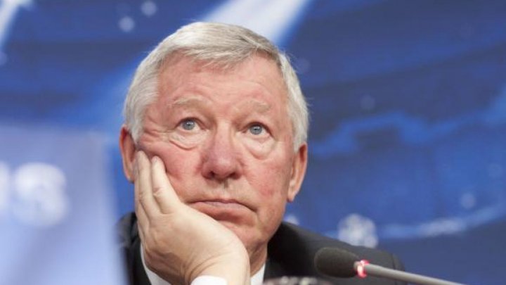 Sir Alex Ferguson, legendarul antrenor al echipei Manchester United, a avut prima apariţie publică după operaţie pe creier