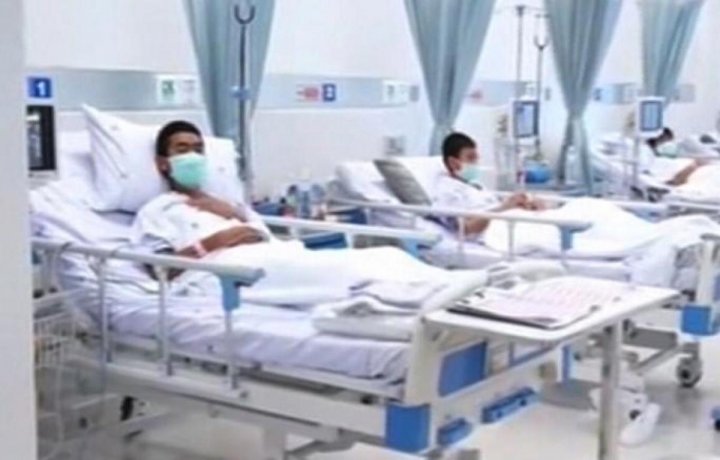 PRIMELE POZE cu băieţii din Thailanda, după ce au fost salvați. Cum arată copii în spital (FOTO/VIDEO)