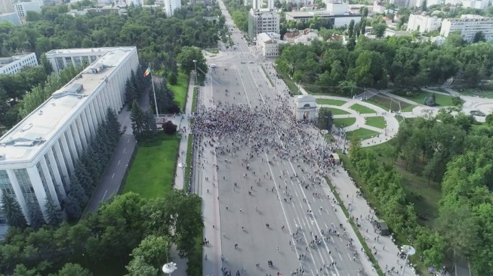 Protest în centrul Capitalei. Câte persoane s-au strâns în PMAN. IMAGINI DIN DRONĂ (FOTO)