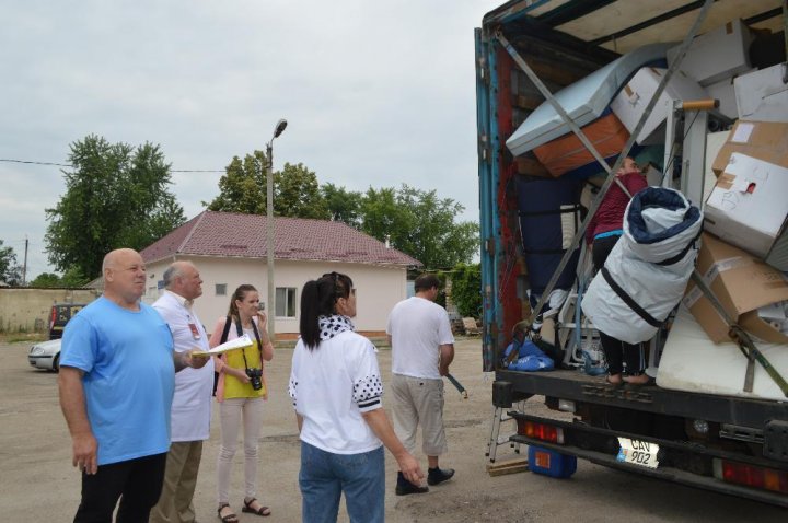 GEST IMPRESIONANT din partea Franţei: Spitalul raional Ungheni, dotat cu echipament medical modern (GALERIE FOTO)