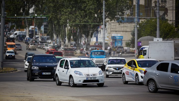 InfoTrafic: Cum se circulă la această oră în Capitală şi străzile care trebuie evitate