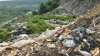 Groapă de gunoi pe malul râului Bâc. Primăria sesizează Procuratura şi Agenţia Ecologică