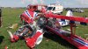 Două avioane de mici dimensiuni s-au ciocnit la antrenamente în județul Suceava. Unul din piloți a murit, celălalt e în stare gravă (GALERIE FOTO)