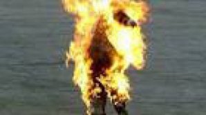 CAZ ȘOCANT LA SÂNGEREI. O femeie și-a dat foc după o ceartă cu concubinul său