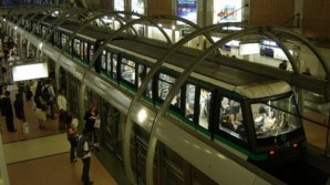 O linie a metroului din Paris a fost paralizată câteva ore. Sute de pasageri evacuaţi