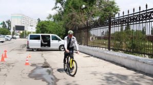 Cetăţenii, în siguranţă! Poliţiştii vor patrula pe biciclete prin Bălţi şi Cahul (VIDEO)