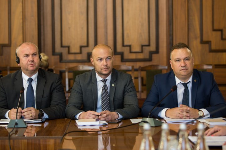 Pavel Filip: Corupția poate fi combătută cu efortul comun al tuturor  