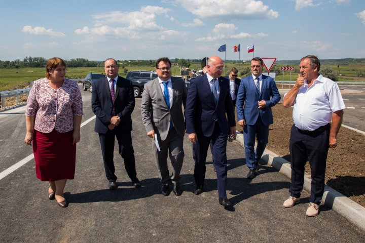 Pavel Filip, la inaugurarea drumului de ocolire a orașului Ungheni: Prin investiții în infrastructură, construim o țară modernă, o țară europeană