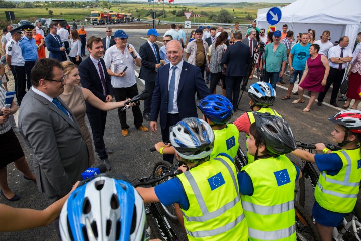 Pavel Filip, la inaugurarea drumului de ocolire a orașului Ungheni: Prin investiții în infrastructură, construim o țară modernă, o țară europeană