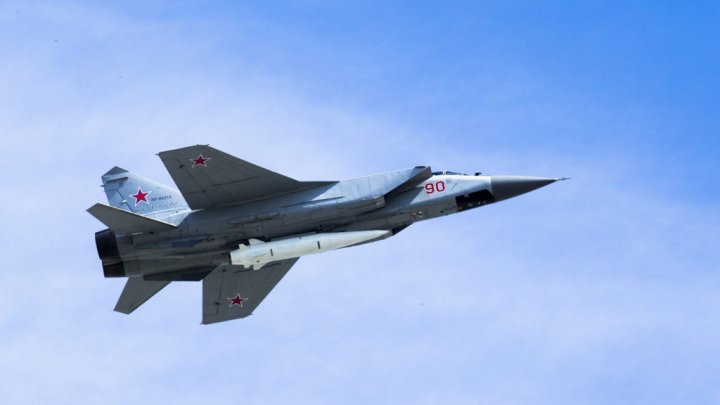 Propaganda rusă: Noile avioane rusești de vânătoare MiG-31K ar putea distruge în "2 minute" scutul antirachetă din România