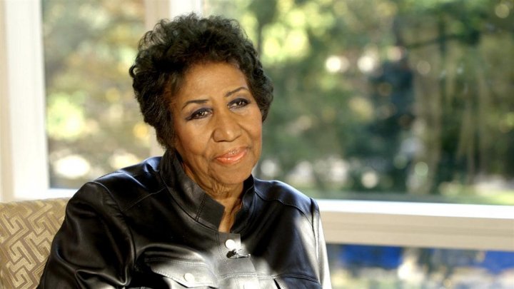 Cântăreaţa americană Aretha Franklin se află într-o stare gravă, potrivit unui apropiat