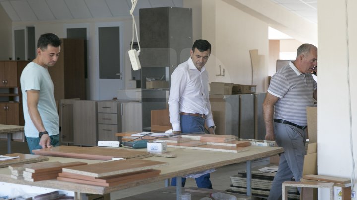 Chiril Gaburici, în discuții cu antreprenorii: Agenții economici trebuie susținuți nu doar financiar, dar și cu personal calificat (FOTOREPORT)