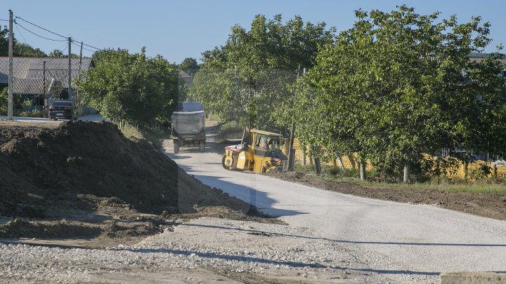 Chiril Gaburici: Îmi doresc ca proiectul Drumuri bune pentru Moldova să aibă continuitate, iar peste 4 ani în fiecare localitate să fie 4-5 km de drumuri asfaltate