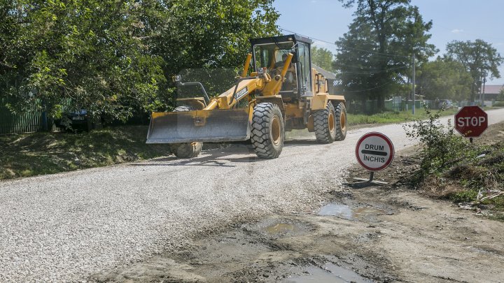 PROGRAMUL DRUMURI BUNE PENTRU MOLDOVA: Zeci de drumuri locale din raionul Basarabeasca, RENOVATE (FOTOREPORT)