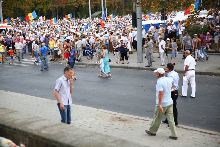 Manifestaţii politice în PMAN. Partidele de opoziţie s-au lansat în campanie electorală (FOTOREPORT)