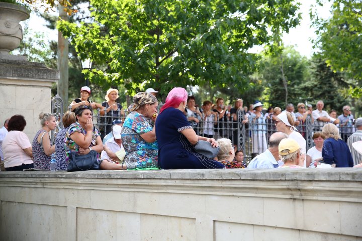 Manifestaţii politice în PMAN. Partidele de opoziţie s-au lansat în campanie electorală (FOTOREPORT)