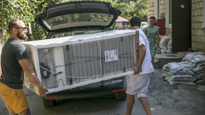 13 grădinițe din sectorul Centru al Capitalei au primit câte un frigider nou (FOTOREPORT)