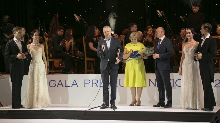 Pavel Filip, către laureații Premiului Național 2018: Vă mulțumesc pentru că ne faceți să fim mândri de țara în care trăim 