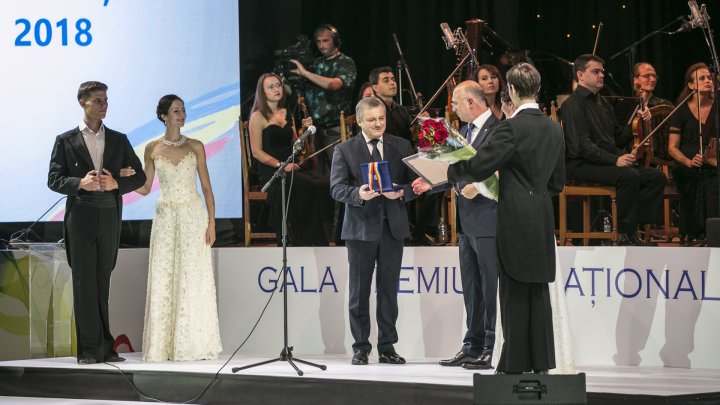 Pavel Filip, către laureații Premiului Național 2018: Vă mulțumesc pentru că ne faceți să fim mândri de țara în care trăim 