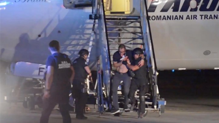 ATENTAT TERORIST la bordul unui avion TAROM, în aer, deasupra României. Cum au făcut față ofițerii antitero, simulării (VIDEO)